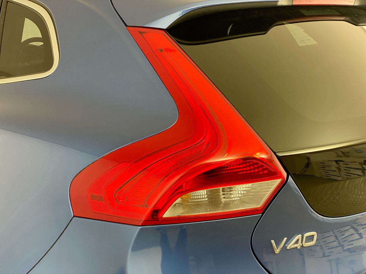 Used Volvo V40 2017 for sale - 75758959: Photo 29
