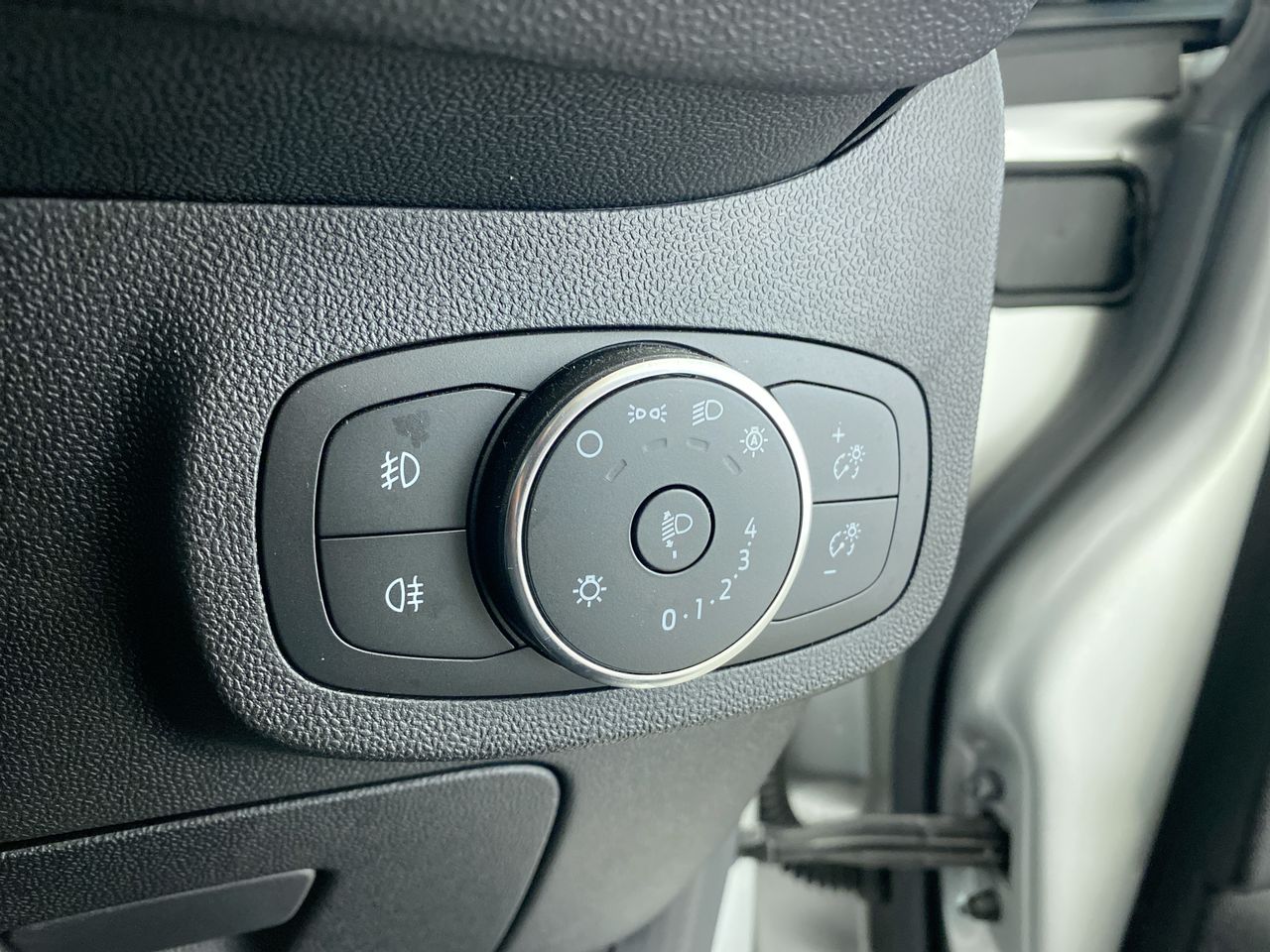 Used Ford Fiesta 2019 for sale - 76428211: Photo 28