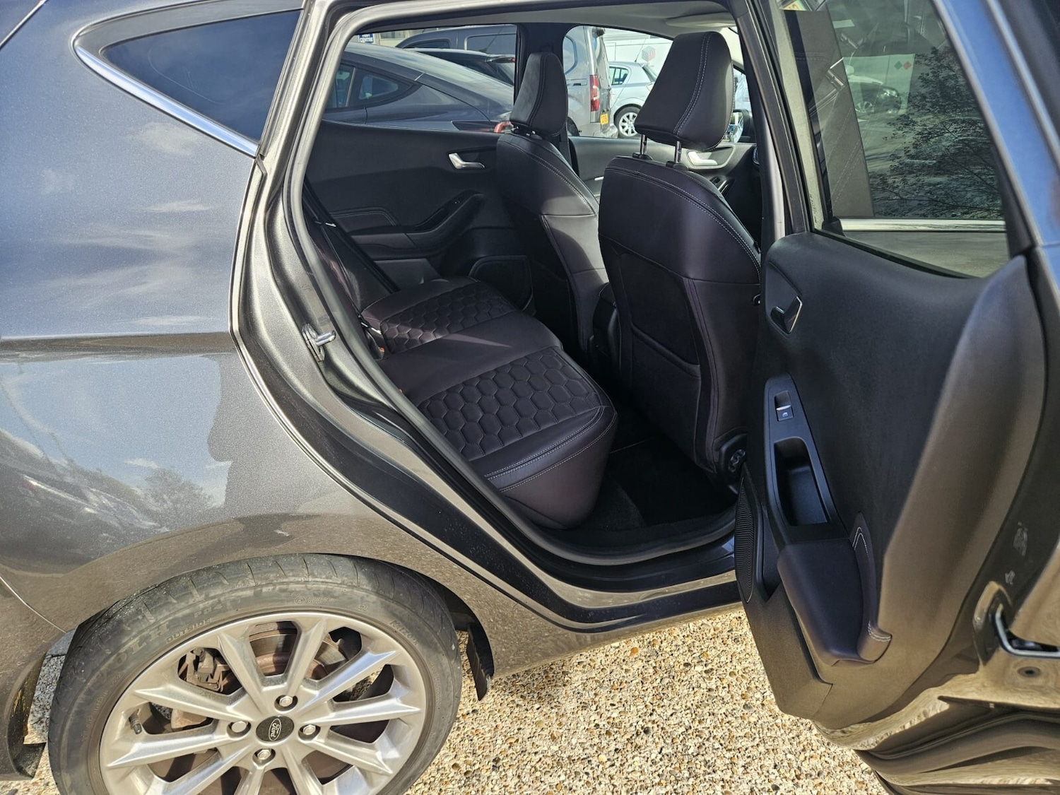Used Ford Fiesta 2018 for sale - 76350846: Photo 10