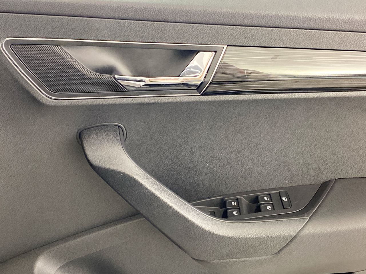 Used Skoda Karoq 2021 for sale - 76525950: Photo 13