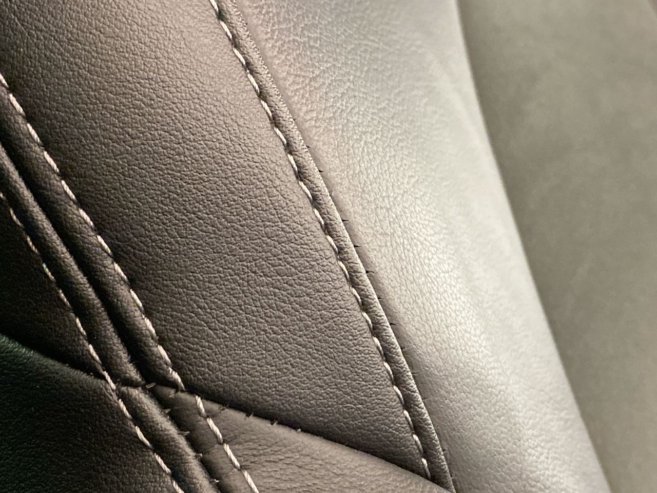 Used Skoda Karoq 2021 for sale - 76525950: Photo 14