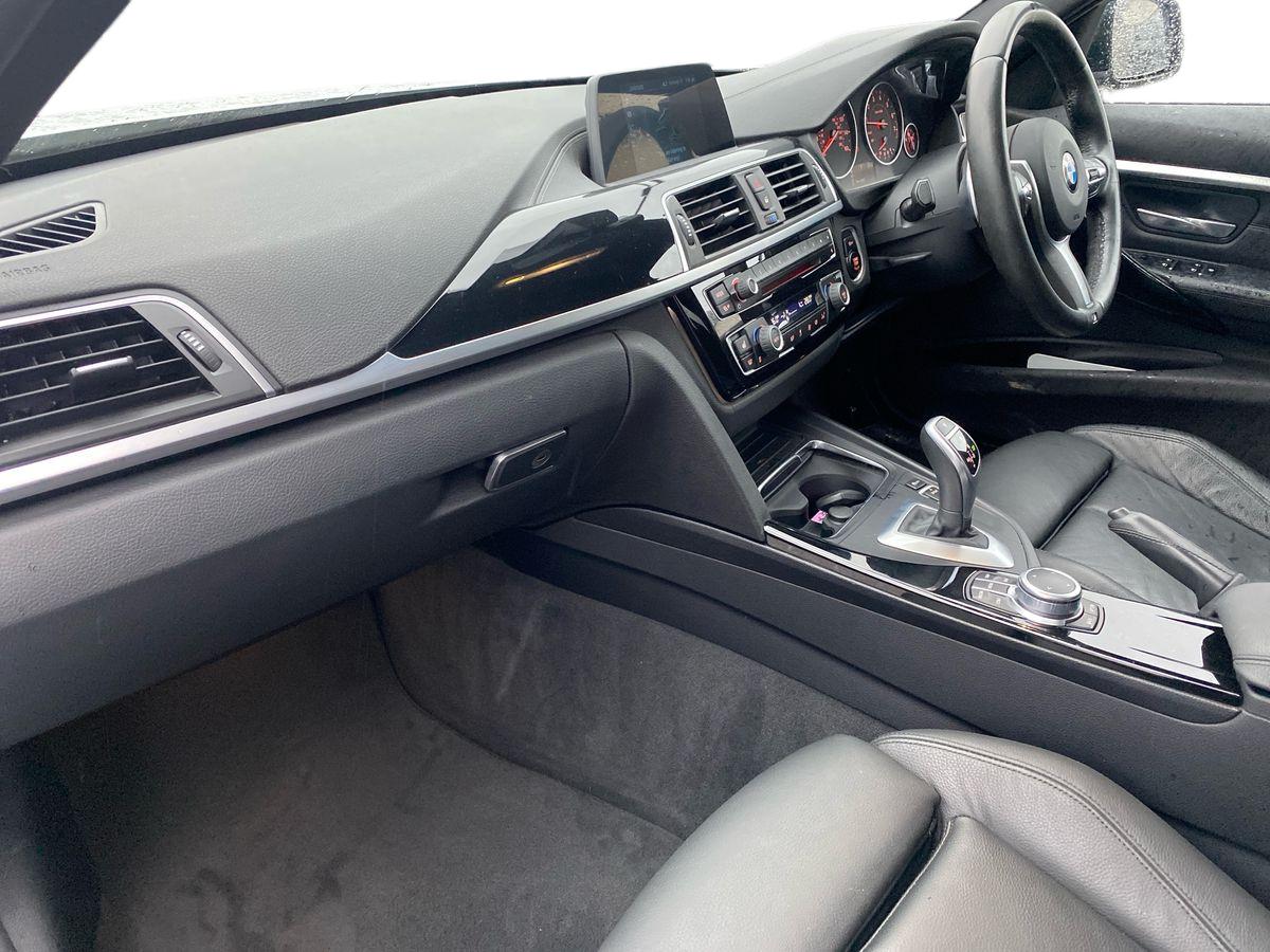 Used BMW 3 Series 2018 for sale - 76518418: Photo 12