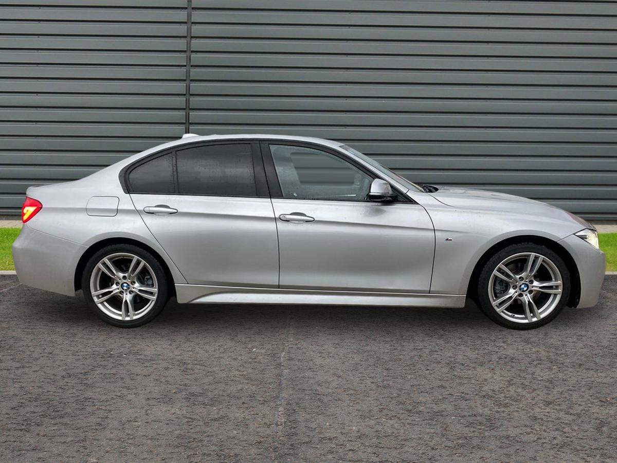 Used BMW 3 Series 2018 for sale - 76518418: Photo 2