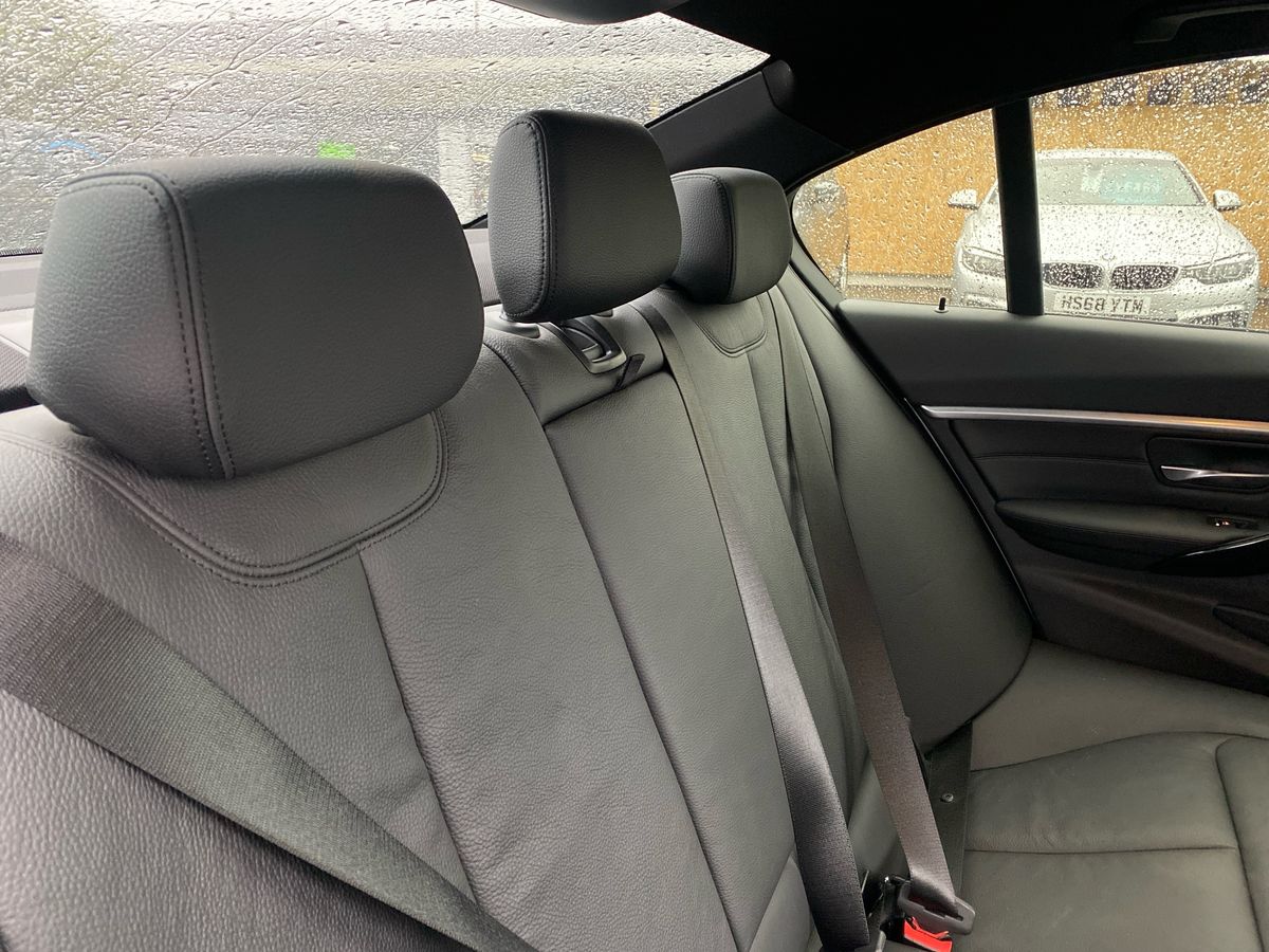 Used BMW 3 Series 2018 for sale - 76518418: Photo 21