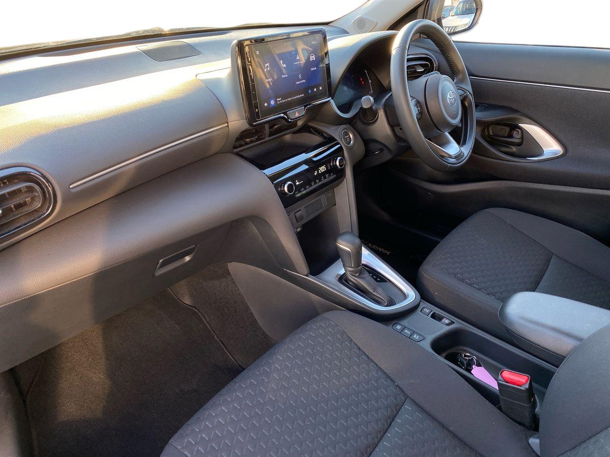 Used Toyota Yaris Cross 2025 for sale - 77946829: Photo 12