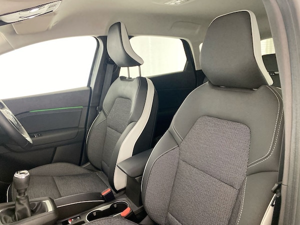Used Renault Captur 2023 for sale - 75391963: Photo 30