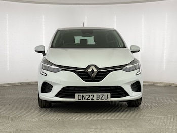 Used Renault Clio 2022 for sale - 75652894: Photo