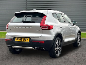 Used Volvo XC40 2019 for sale - 76736335: Photo