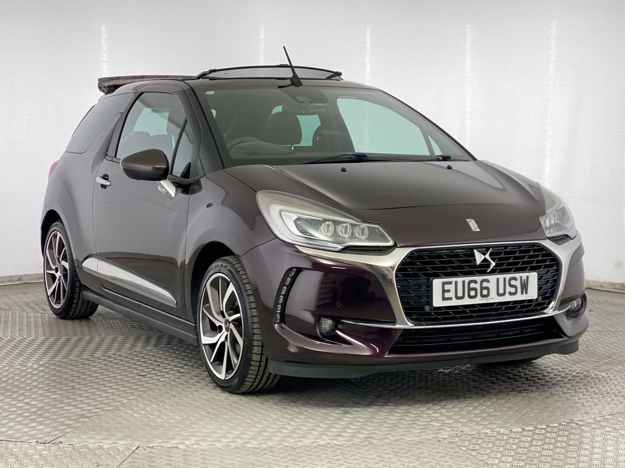 Used DS Automobiles DS 3 2016 for sale - 76461503: Photo 1