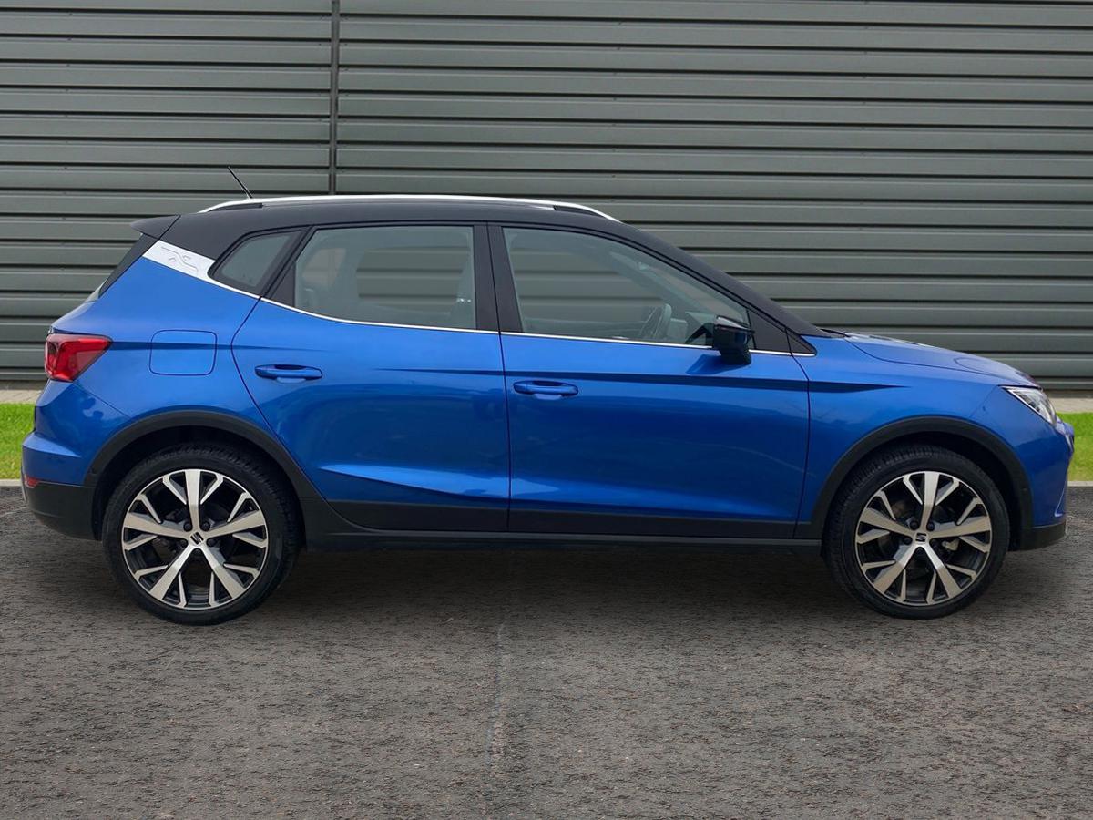 Used SEAT Arona 2023 for sale - 77318618: Photo 2