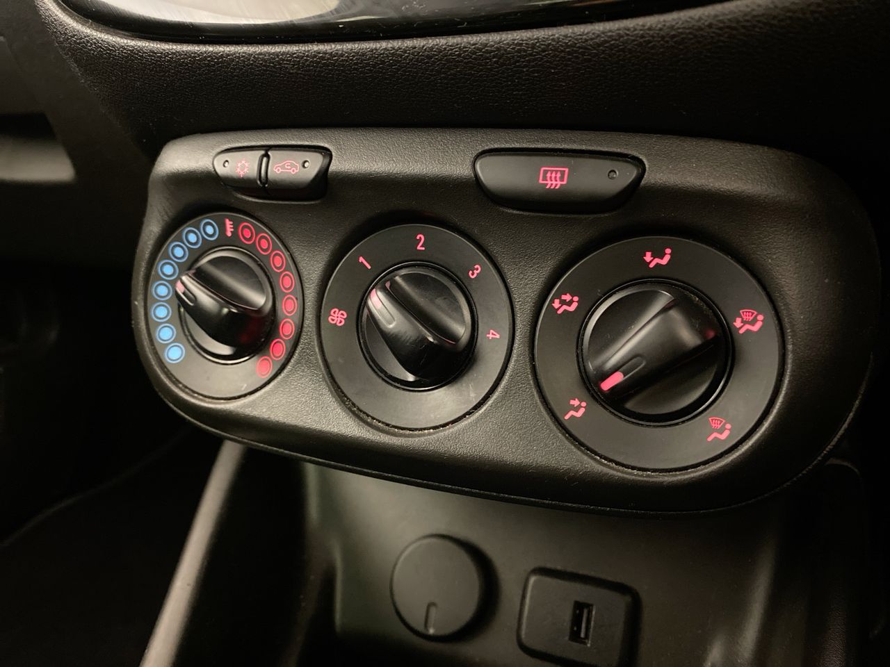 Used Vauxhall Corsa 2019 for sale - 76461501: Photo 19