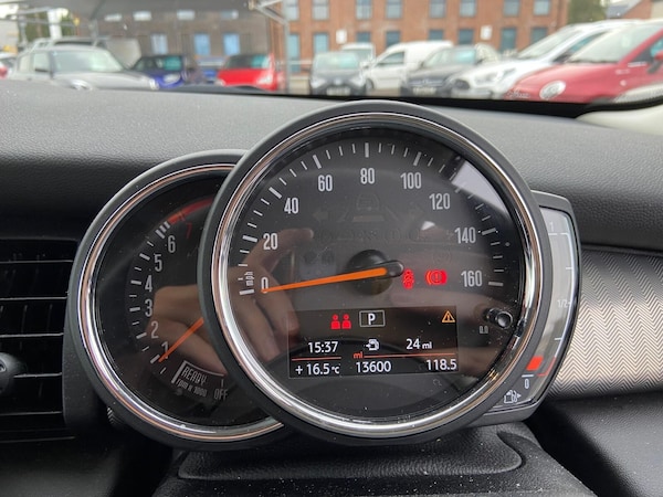 Used MINI Hatch 2019 for sale - 76276573: Photo 8