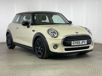 Used MINI Hatch 2019 for sale - 76044275: Photo