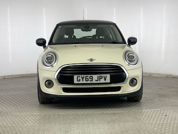 Used MINI Hatch 2019 for sale - 76044275: Photo