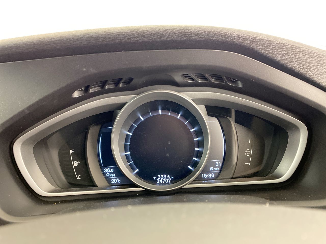 Used Volvo V40 2017 for sale - 76461470: Photo 16