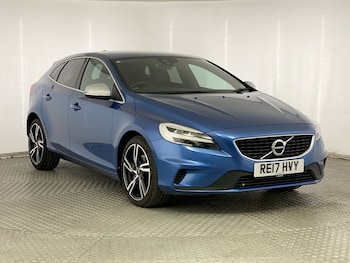 Used Volvo V40 2017 for sale - 76461470: Photo