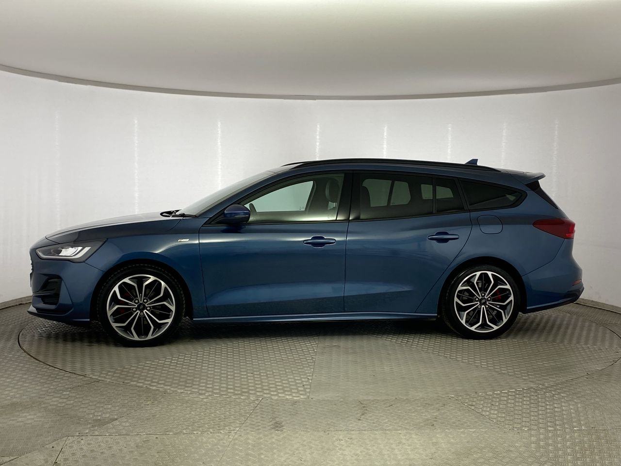 Used Ford Focus 2024 for sale - 76461457: Photo 4