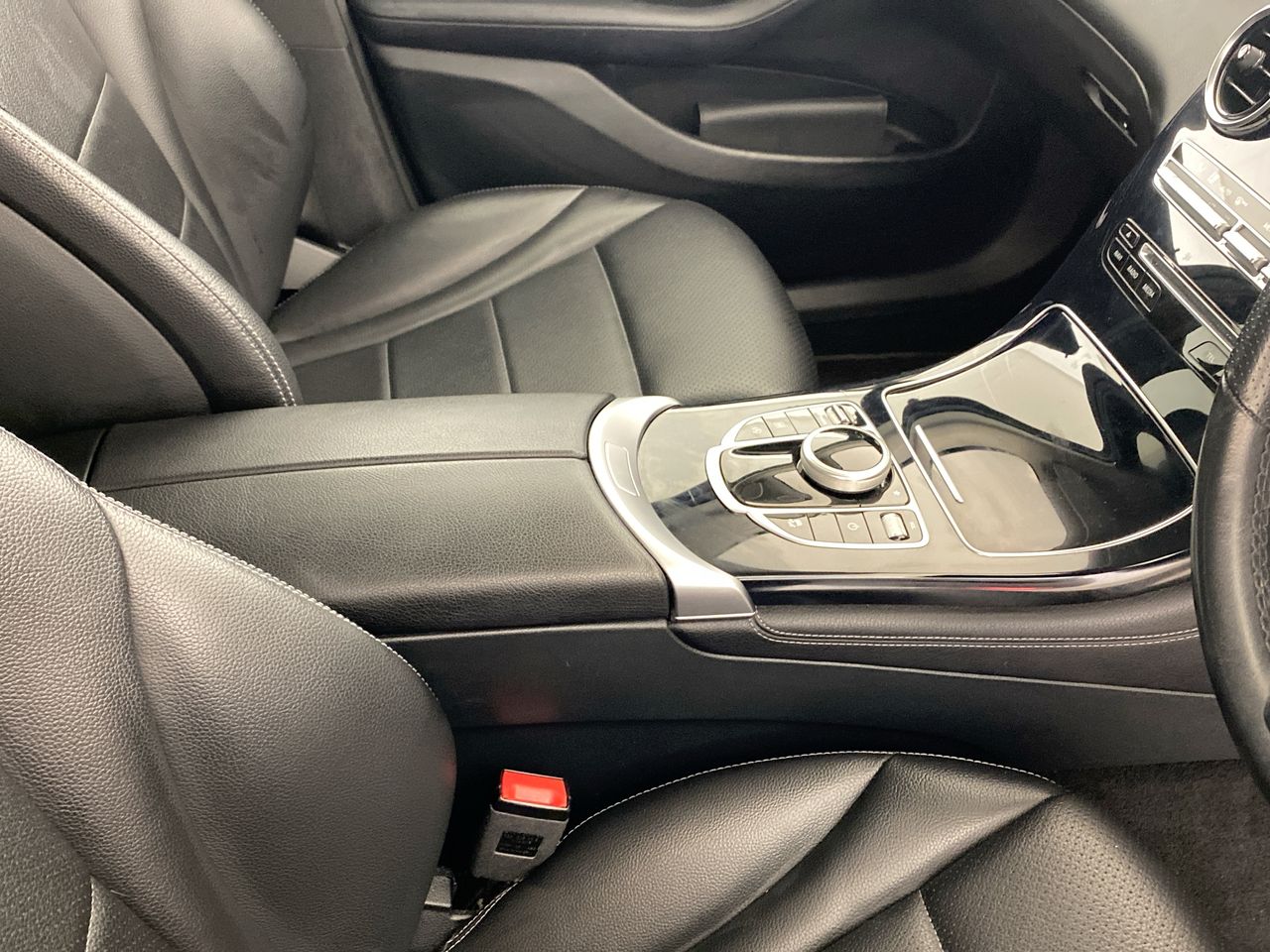 Used Mercedes-Benz GLC 2018 for sale - 76461460: Photo 23