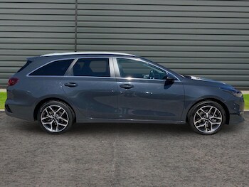 Used Kia Ceed 2023 for sale - 78251607: Photo