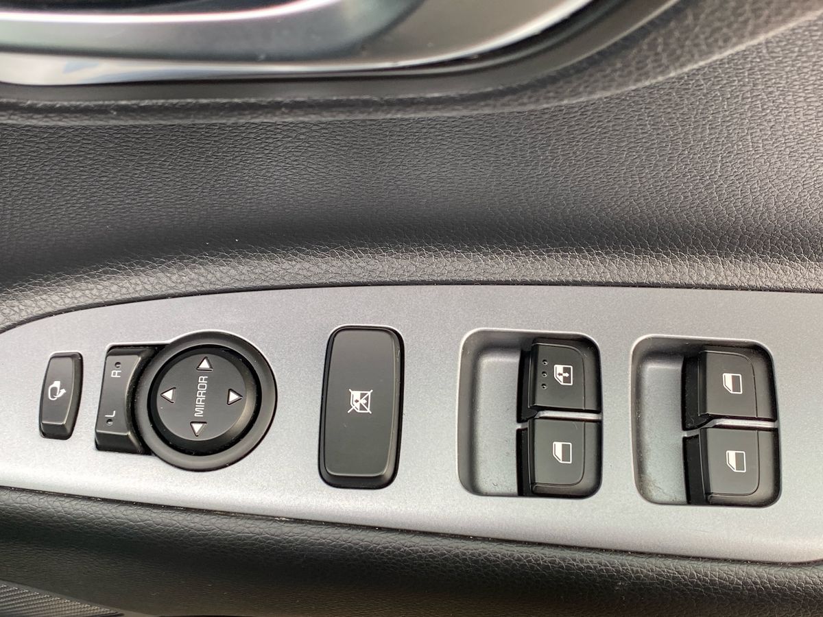 Used Kia Stonic 2023 for sale - 77635741: Photo 15