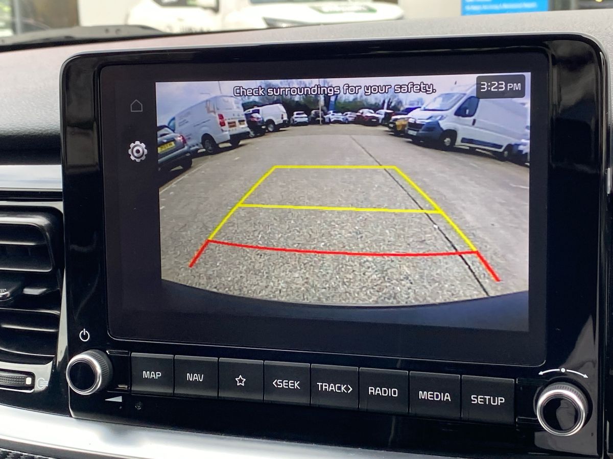 Used Kia Stonic 2023 for sale - 77635741: Photo 18