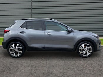 Used Kia Stonic 2023 for sale - 77635741: Photo