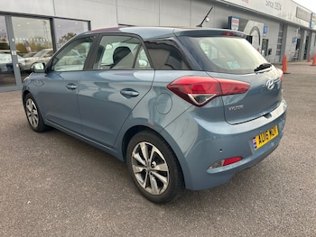 Used Hyundai i20 2016 for sale - 76229273: Photo 4