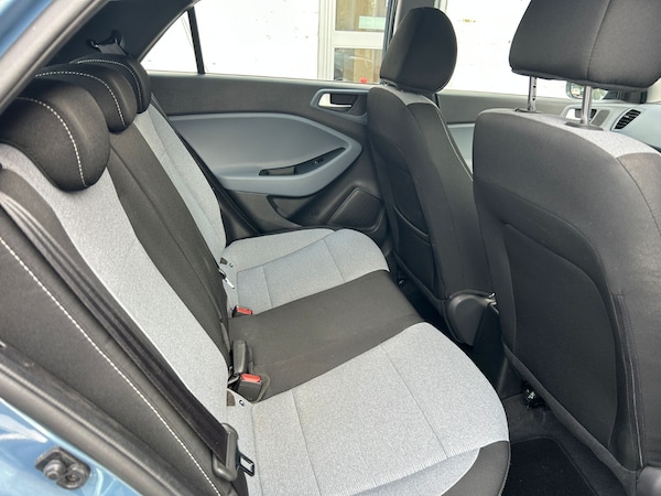 Used Hyundai i20 2016 for sale - 76229273: Photo 7