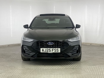 Used Ford Focus 2025 for sale - 76117068: Photo 2