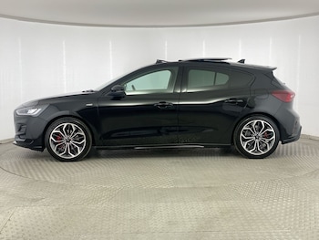 Used Ford Focus 2025 for sale - 76117068: Photo 4