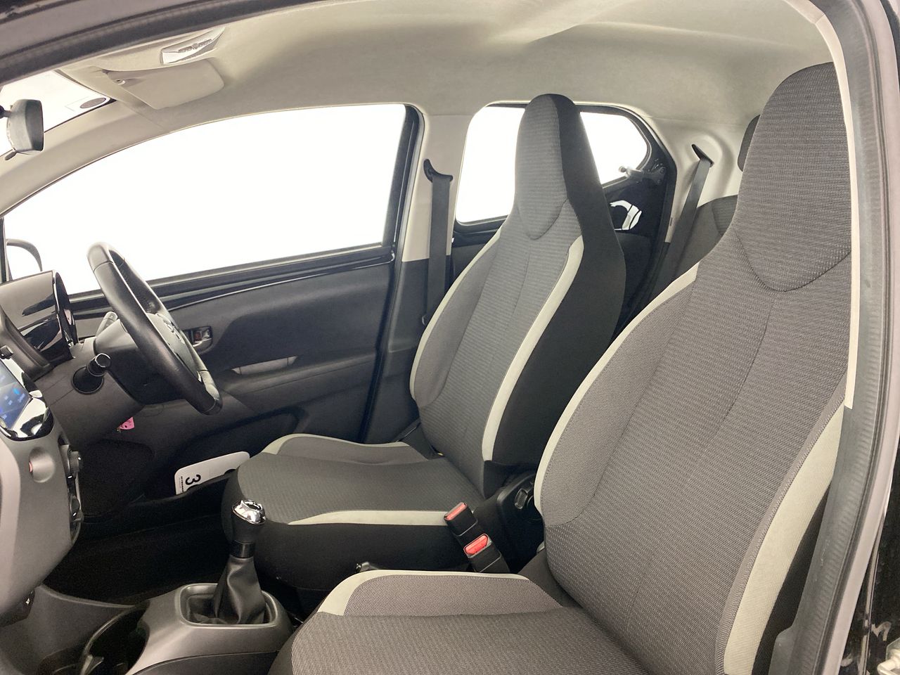 Used Toyota AYGO 2021 for sale - 75929953: Photo 24