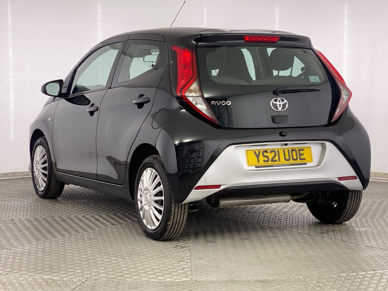 Used Toyota AYGO 2021 for sale - 75929953: Photo 5