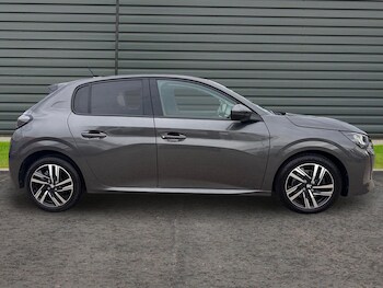 Used Peugeot 208 2021 for sale - 78802049: Photo