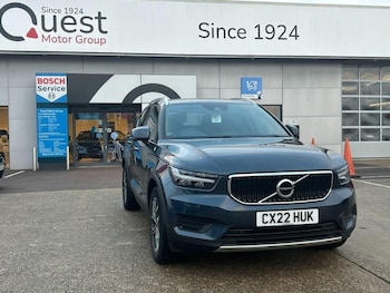 2022 - 1.5 T3 Momentum Suv 5dr Petrol Manual Euro 6 s/s 163 Ps