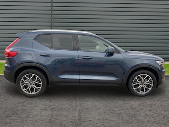 Used Volvo XC40 2022 for sale - 76707109: Photo