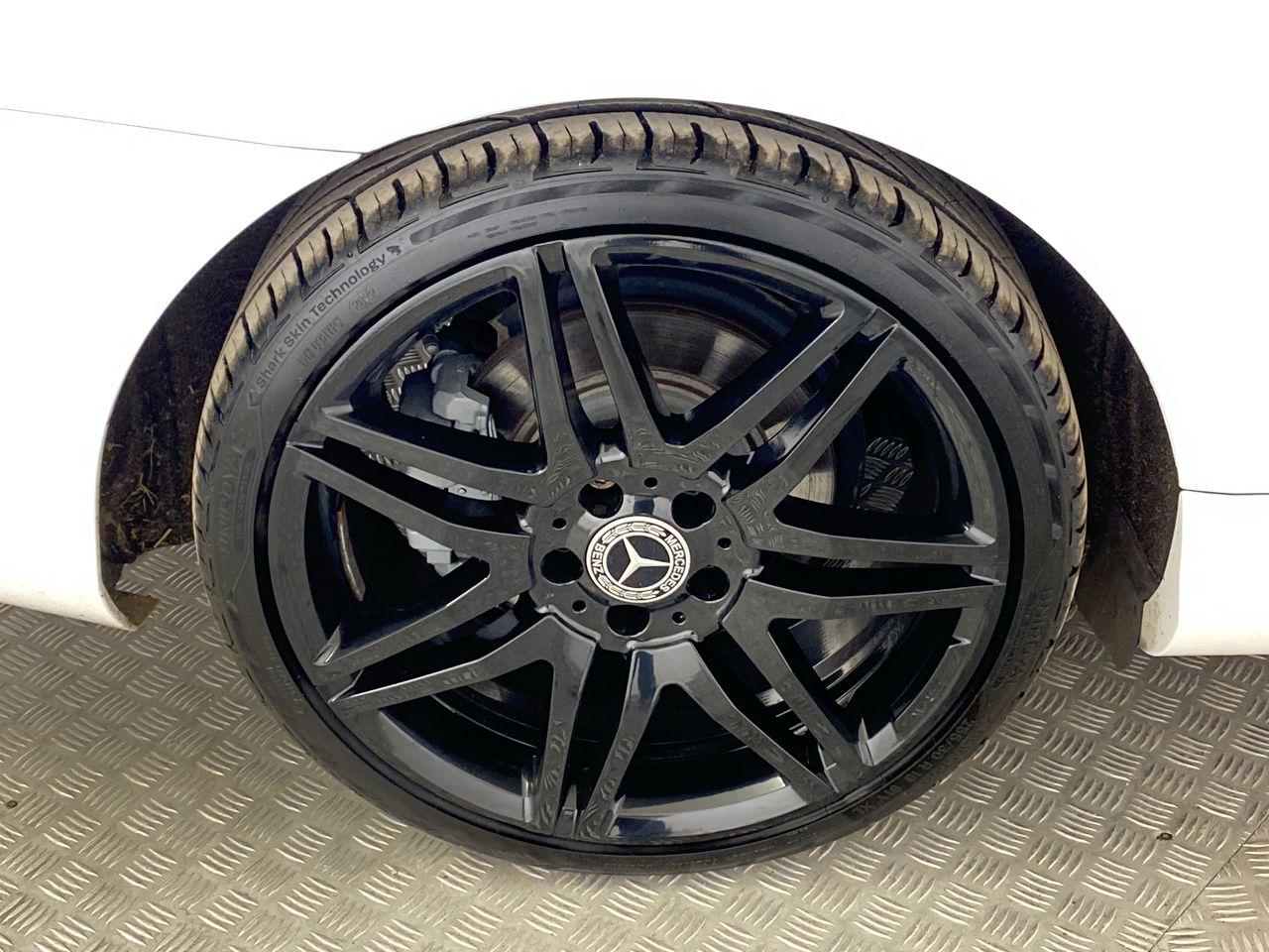 Used Mercedes-Benz E Class 2014 for sale - 76461438: Photo 10