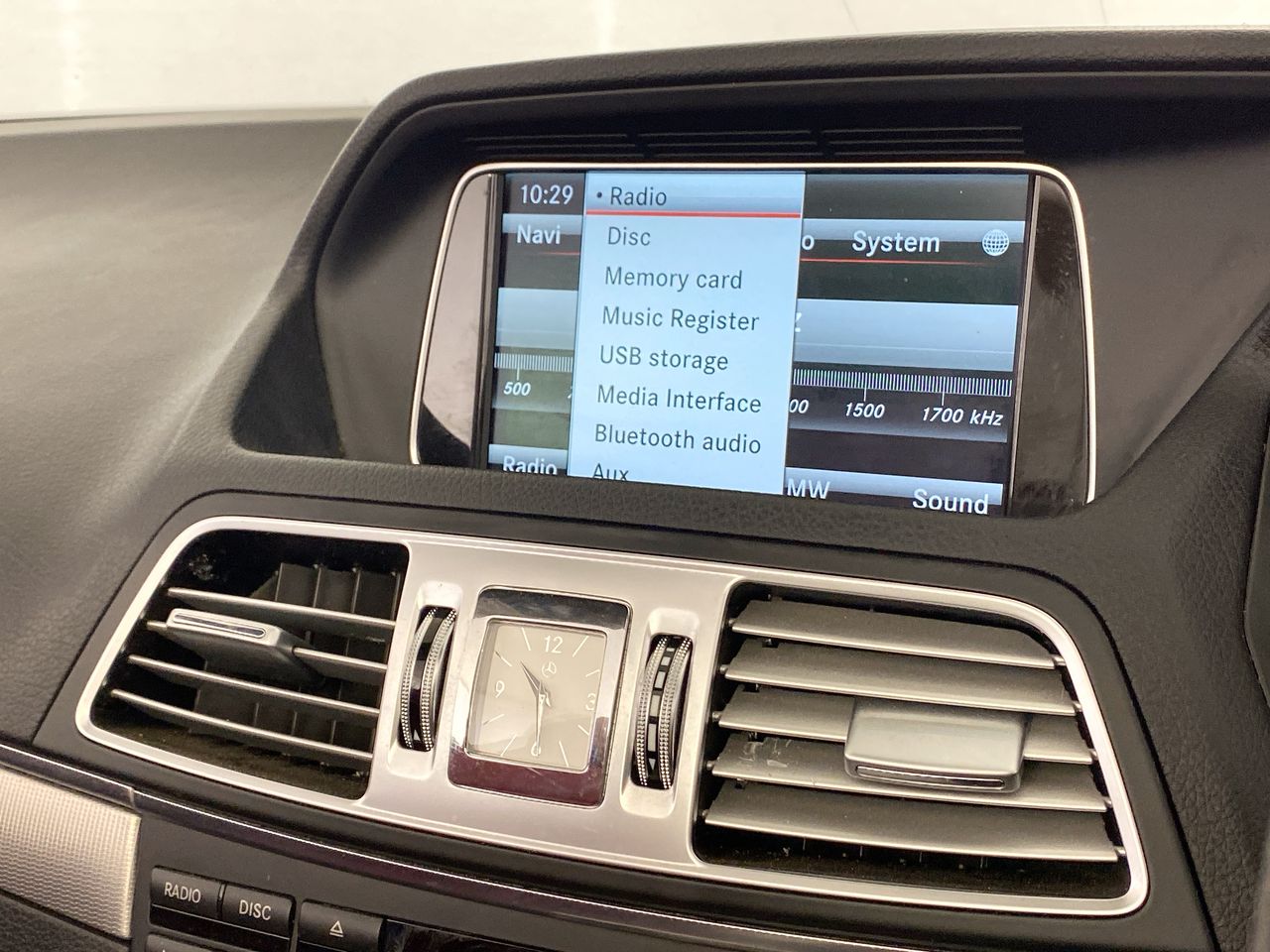 Used Mercedes-Benz E Class 2014 for sale - 76461438: Photo 16