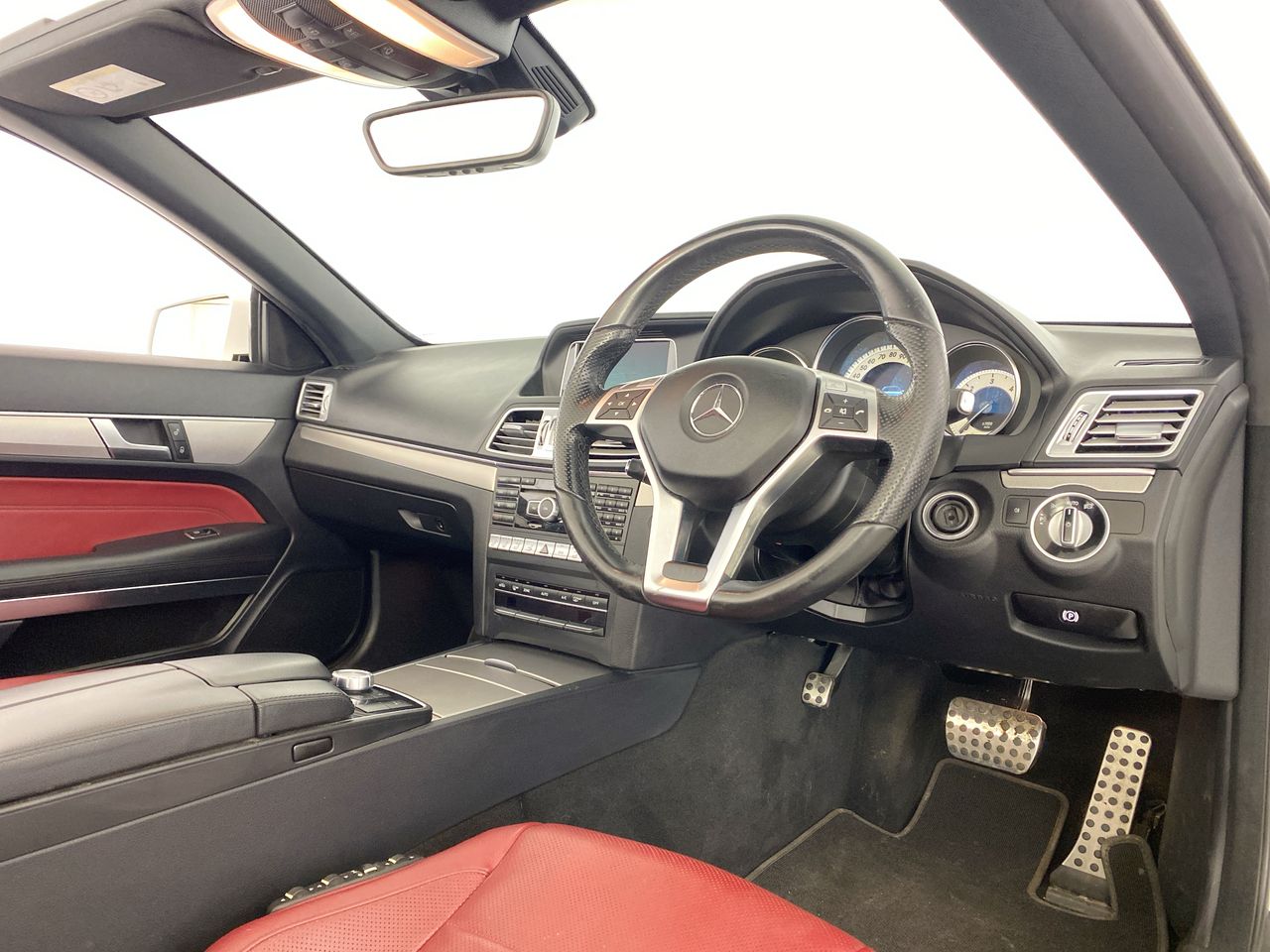 Used Mercedes-Benz E Class 2014 for sale - 76461438: Photo 25