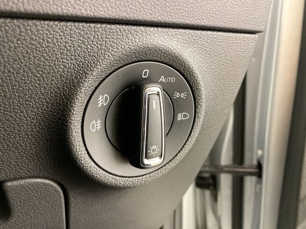 Used Skoda Karoq 2021 for sale - 75565480: Photo 32