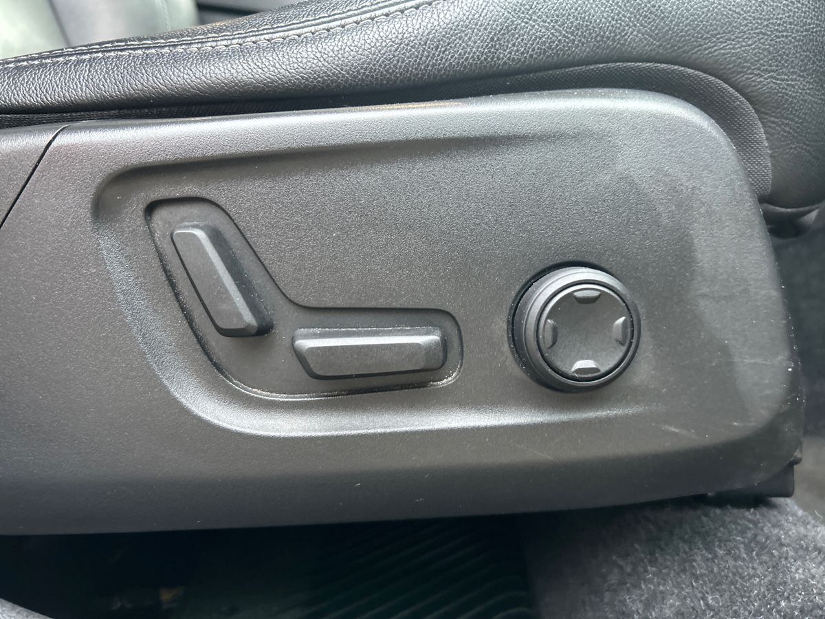 Used Volvo XC40 2019 for sale - 77136789: Photo 24