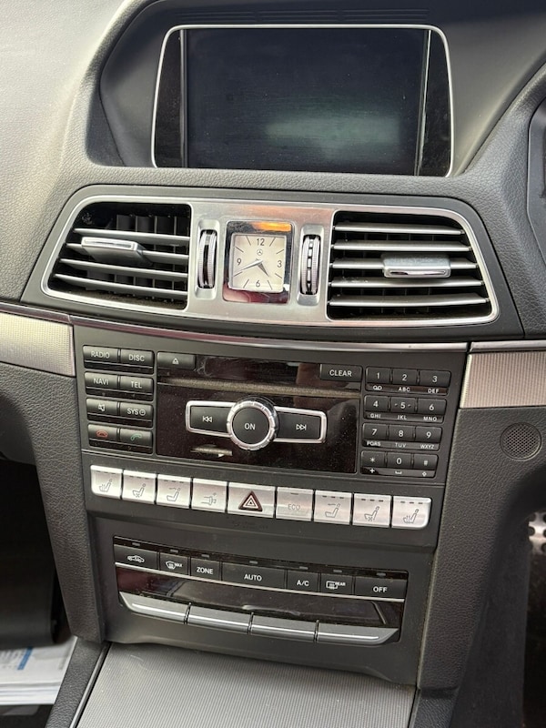 Used Mercedes-Benz E Class 2014 for sale - 76302311: Photo 6
