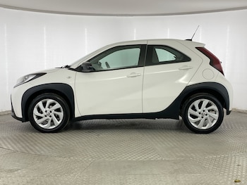 Used Toyota Aygo X 2023 for sale - 75950785: Photo 4