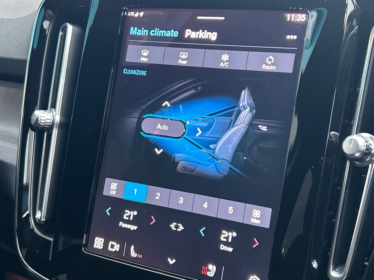 Used Volvo XC40 for sale - 77831699: Photo 14