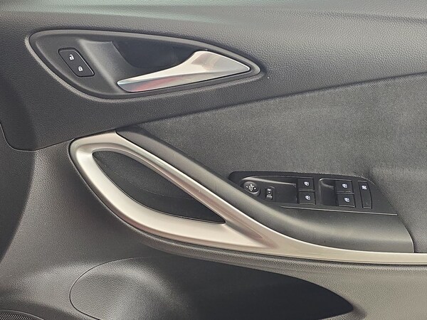 Used Vauxhall Astra 2020 for sale - 75726077: Photo 13