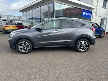 Used Honda HR-V 2017 for sale - 75702665: Photo