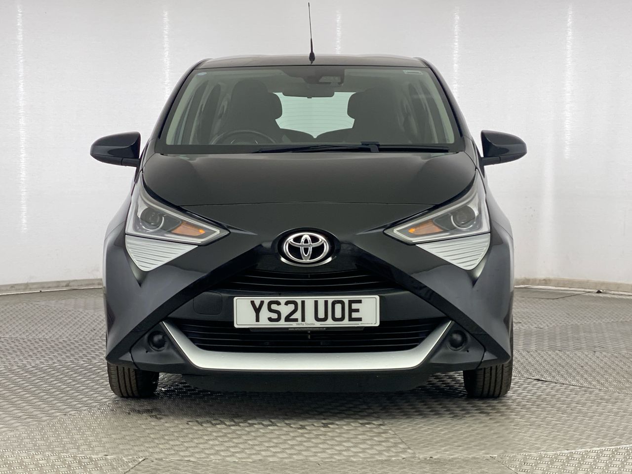Used Toyota AYGO 2021 for sale - 76461496: Photo 2