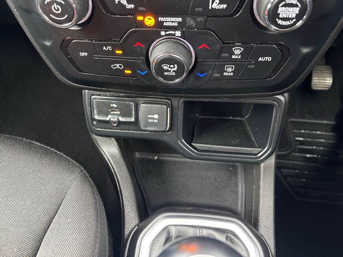 Used Jeep Renegade 2022 for sale - 77165072: Photo 13