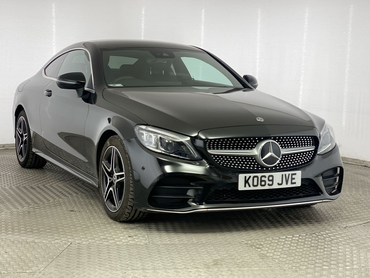 Used Mercedes-Benz C Class 2020 for sale - 76461443: Photo 1