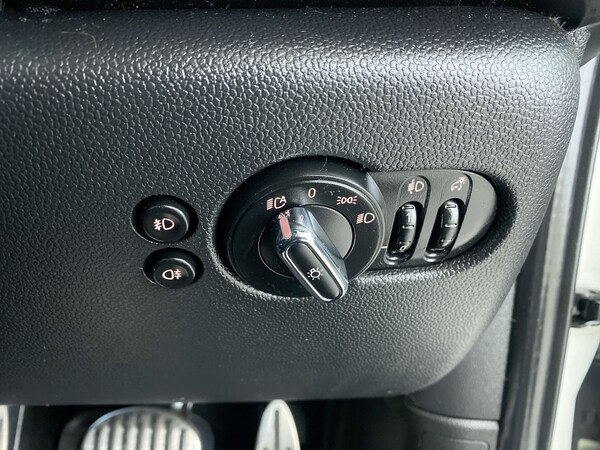 Used MINI Hatch 2021 for sale - 75391830: Photo 32