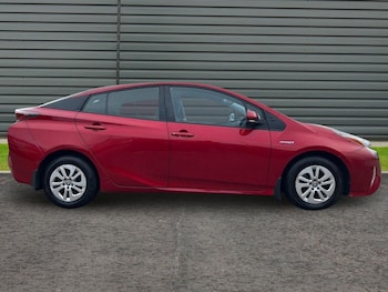 Used Toyota Prius 2017 for sale - 77418200: Photo